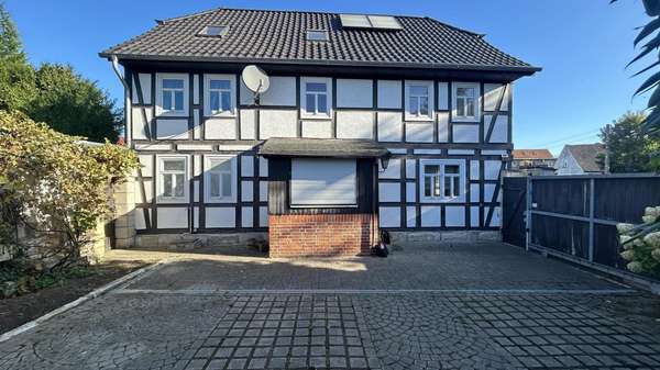 Hofansicht Hofansicht - Einfamilienhaus in 39387 Oschersleben mit 187m² kaufen