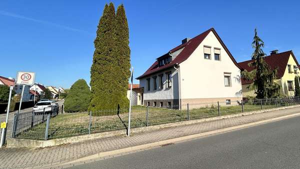 Vorderansicht - Einfamilienhaus in 39387 Oschersleben mit 100m² kaufen