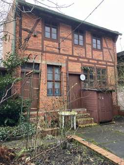 Innenhof / Nebengebäude - Einfamilienhaus in 39340 Haldensleben mit 120m² kaufen