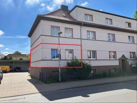 Strassenansicht markiert - Erdgeschosswohnung in 39340 Haldensleben mit 44m² kaufen