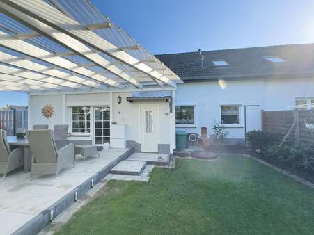 Innenhof mit Terrasse Wohnung 1 EG rechts - Mehrfamilienhaus in 29413 Diesdorf mit 233m² als Kapitalanlage kaufen