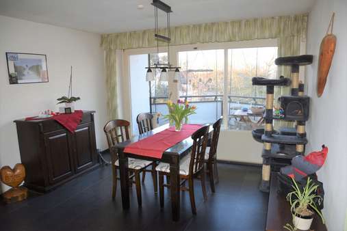 Diele mit Zugang zum Balkon Ansicht 2! - Dachgeschosswohnung in 29410 Salzwedel mit 100m² kaufen
