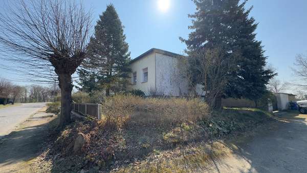 Wohnhaus Vorder- und Westseite! - Einfamilienhaus in 39624 Kalbe mit 120m² kaufen