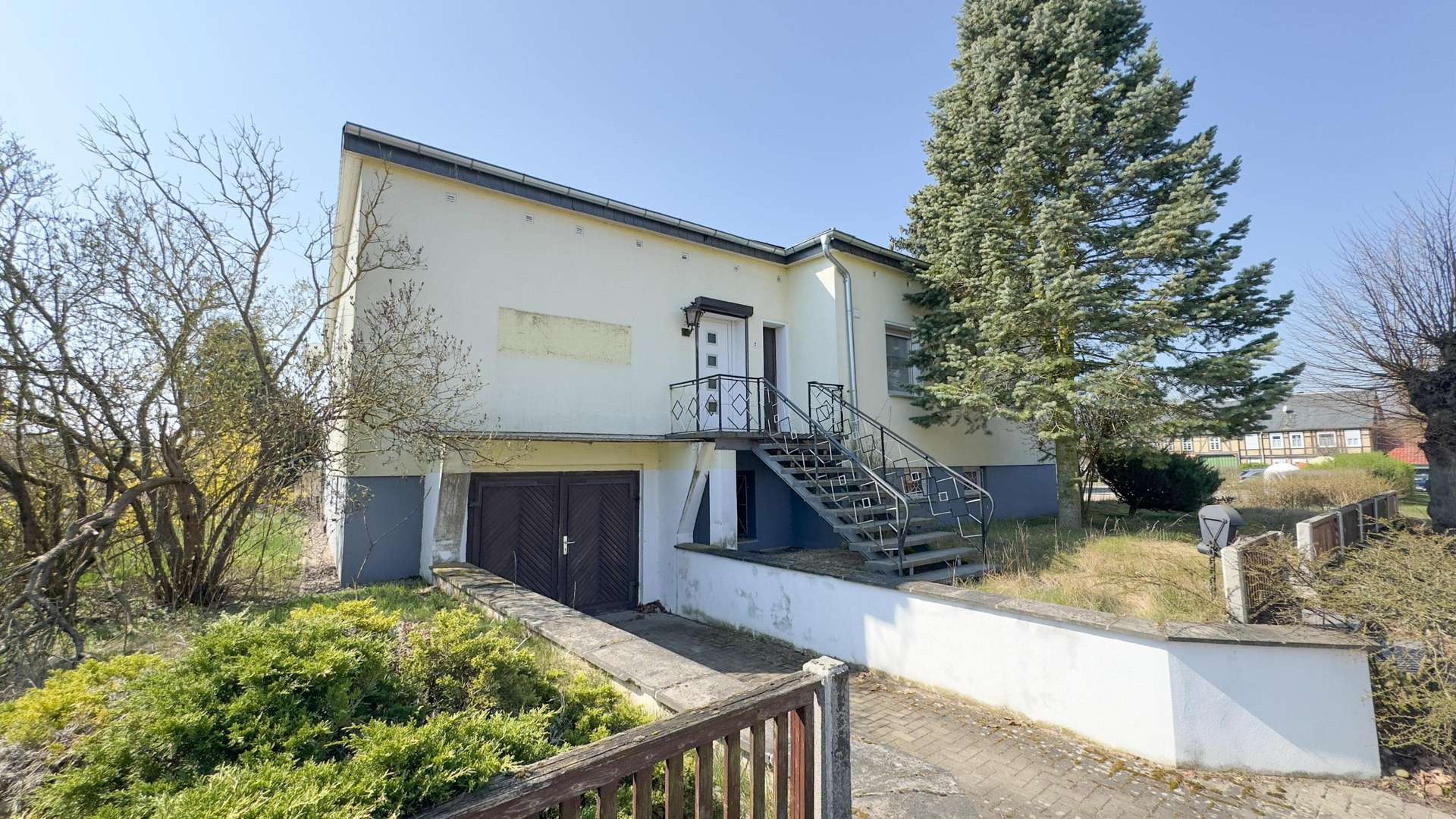 Wohnhaus Vorderseite Straßenansicht! - Einfamilienhaus in 39624 Kalbe mit 120m² kaufen