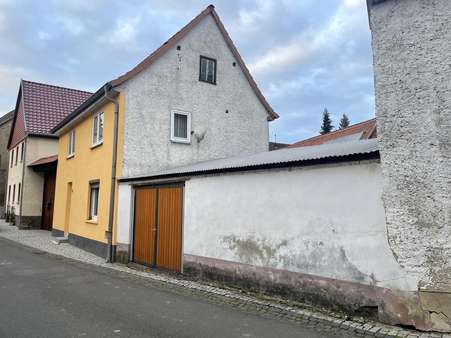 Hofeinfahrt - Einfamilienhaus in 99636 Rastenberg mit 100m² kaufen
