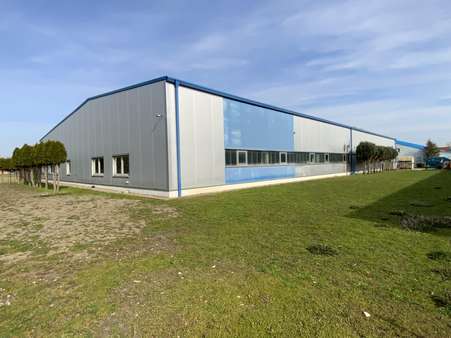 Süd-Westansicht - Produktion in 99610 Sömmerda mit 1030m² kaufen