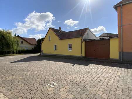 Ansicht Nordseite - Einfamilienhaus in 99634 Straußfurt mit 91m² kaufen