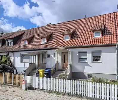 Reihnmittelhaus in ruhiger Lage 