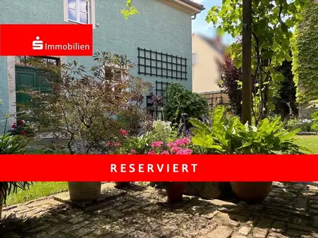Freistehendes großzügiges Einfamilienhaus direkt  am Tiefurter Park