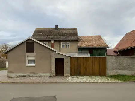  Sanierungsobjekt- offene Hausbesichtigung am 05.05.2025 von 15:00-16:00 Uhr 