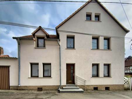 Straßenansicht - Einfamilienhaus in 99634 Straußfurt mit 169m² kaufen