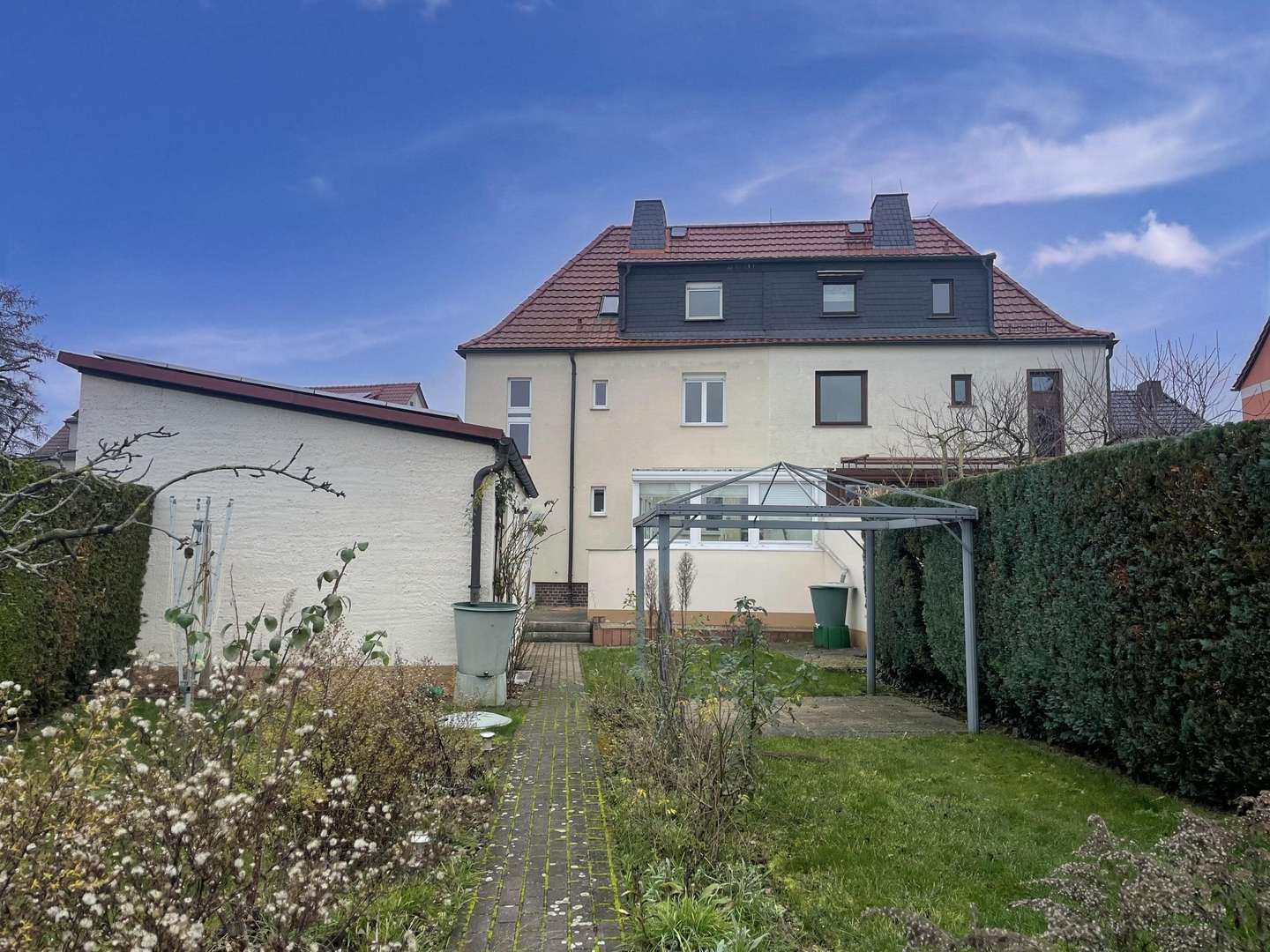 Gartenblick - Doppelhaushälfte in 99610 Sömmerda mit 136m² kaufen