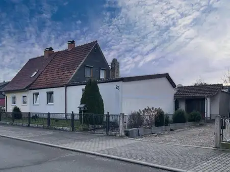 Ihr neues Zuhause mit Wohlfühlgarten in ruhiger Lage