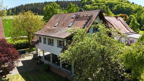 Einfamilienhaus in 99444 Blankenhain mit 214m² kaufen