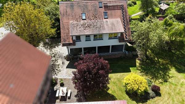 Einfamilienhaus in 99444 Blankenhain mit 214m² kaufen