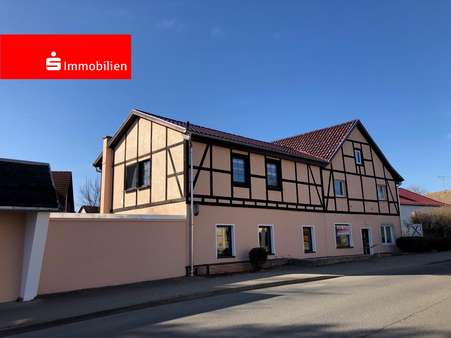 Mehrfamilienhaus in 99090 Erfurt mit 290m² als Kapitalanlage kaufen