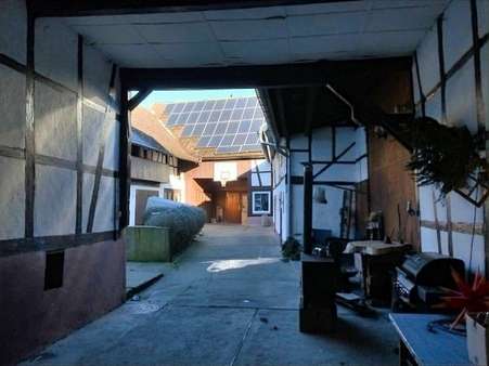 Hof - Einfamilienhaus in 99869 Emleben mit 229m² kaufen