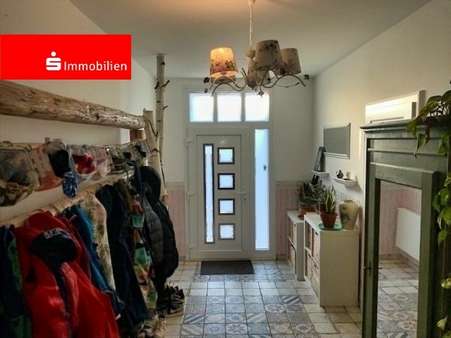 Hauseingang - Einfamilienhaus in 99869 Emleben mit 229m² kaufen