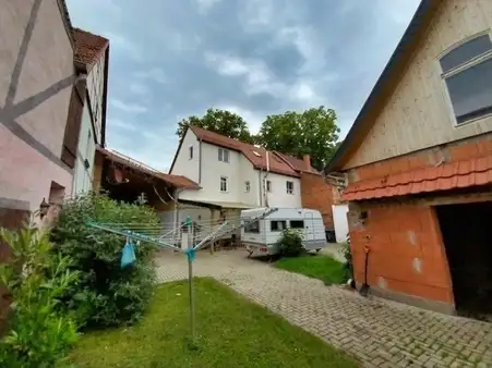Landhaus in ruhiger Lage zwischen Erfurt und Bad Langensalza gelegen