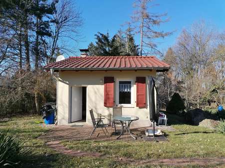 Gartenhaus mit Terrasse - Haus in 99092 Erfurt mit 36m² kaufen