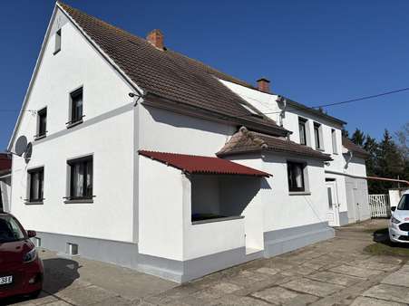 Einfamilienhaus in 99439 Am Ettersberg mit 200m² kaufen