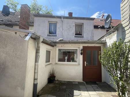 Rückansicht Rückansicht - Reihenmittelhaus in 99628 Buttstädt mit 85m² kaufen