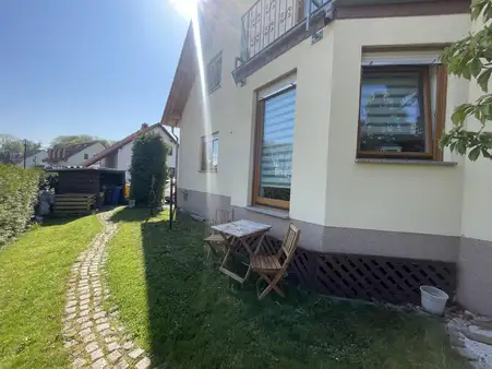 
Ein Haus zum Wohlfühlen – perfekt für Familien oder Paare mit Anspruch an Stil und Qualität.