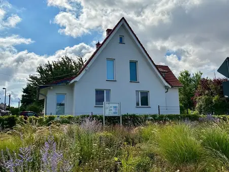 Herzlich willkommen in ihrem neuen zu Hause