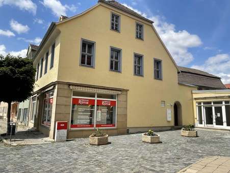 Herzlich Willkommen - Mehrfamilienhaus in 99625 Kölleda mit 117m² kaufen