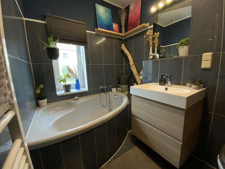 Bad 1 Bad 1 - Erdgeschosswohnung in 99610 Sömmerda mit 134m² kaufen