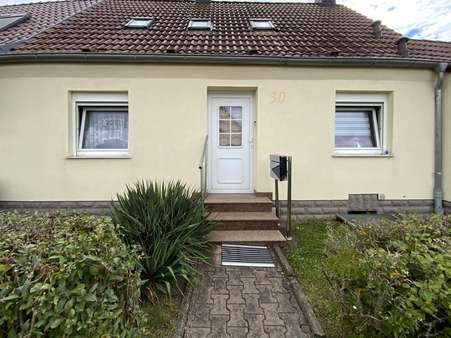 Eingang - Einfamilienhaus in 99625 Kölleda mit 95m² kaufen
