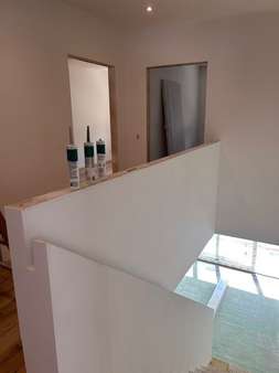 oberer Flur oberer Flur - Reihenmittelhaus in 99734 Nordhausen mit 146m² kaufen