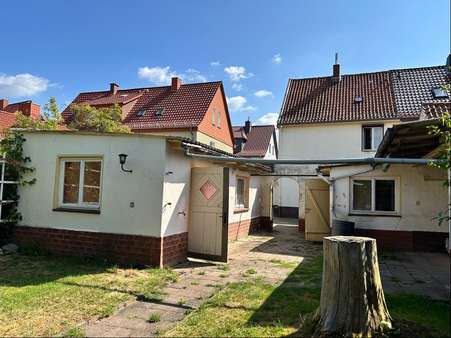 Nebengelass / Garage - Doppelhaushälfte in 99734 Nordhausen mit 112m² kaufen