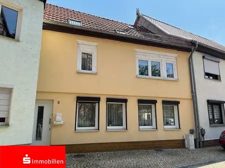 Reihenmittelhaus mit Garten in Heringen