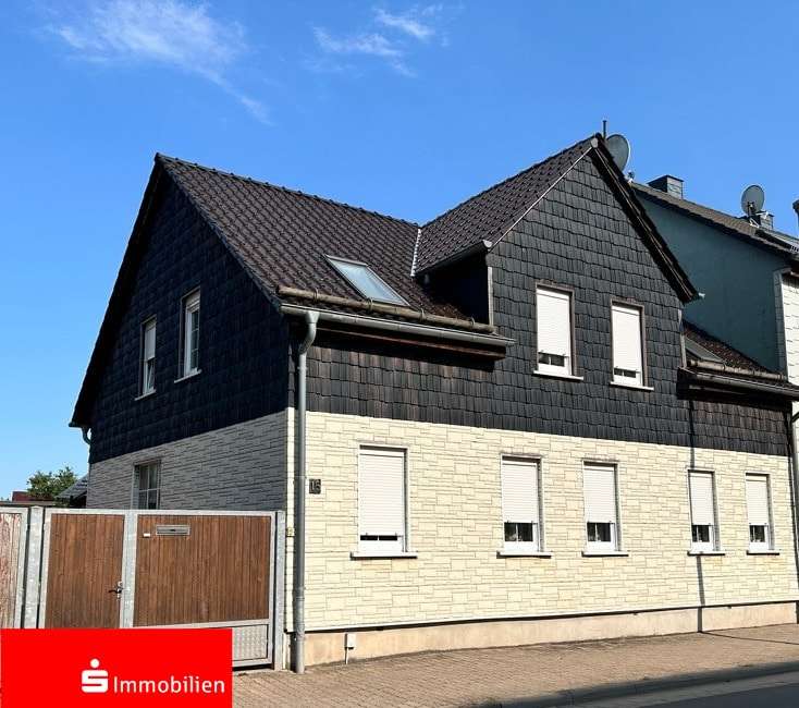 Straßenansicht - Doppelhaushälfte in 99734 Nordhausen mit 160m² kaufen