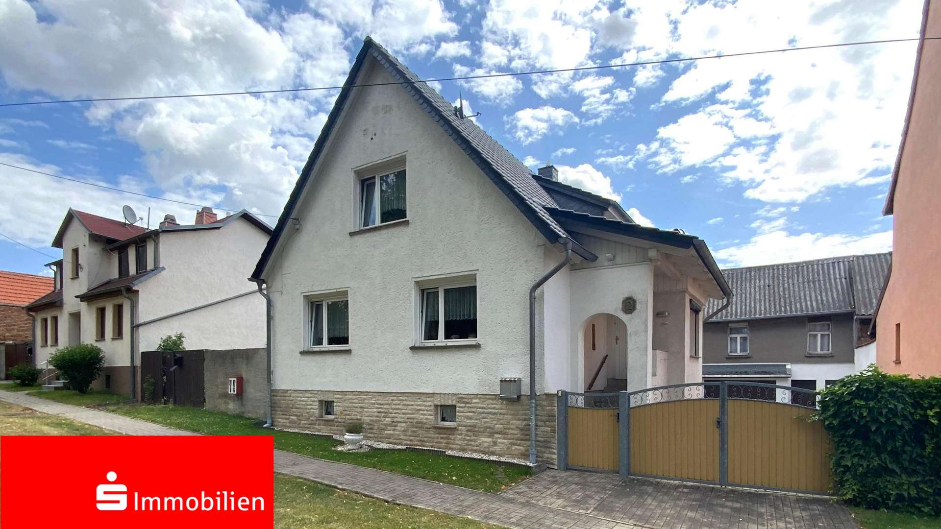 Titelbild - Einfamilienhaus in 99706 Sondershausen mit 100m² kaufen
