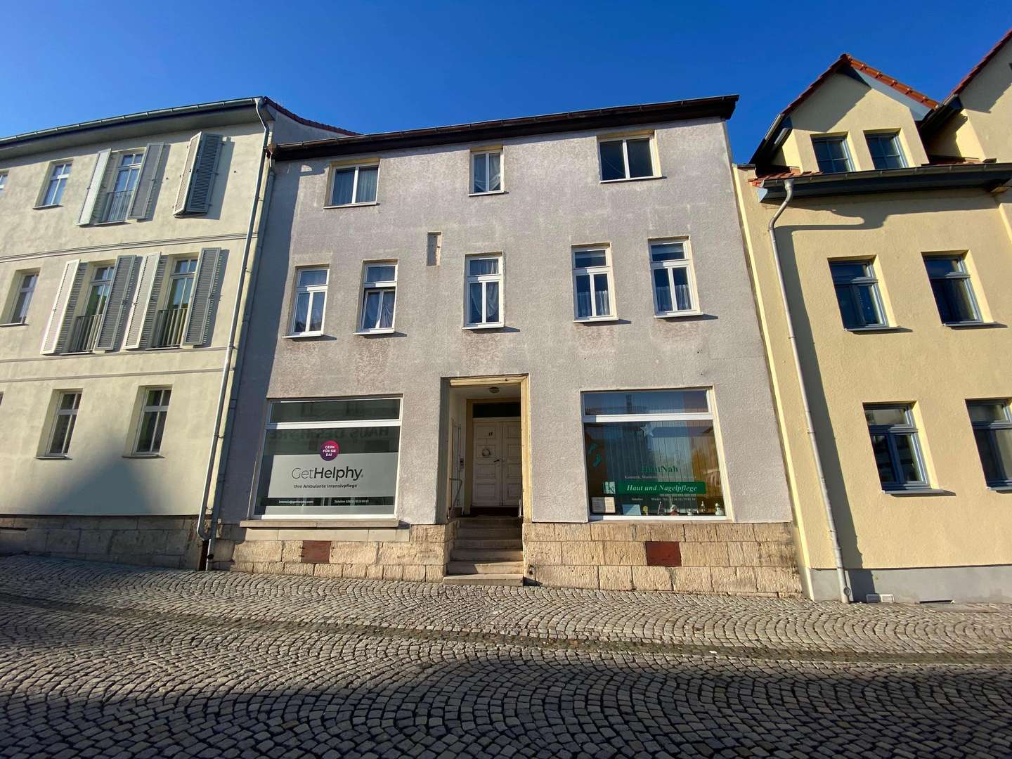 Titelbild Titelbild - Wohn- / Geschäftshaus in 99706 Sondershausen mit 160m² als Kapitalanlage kaufen