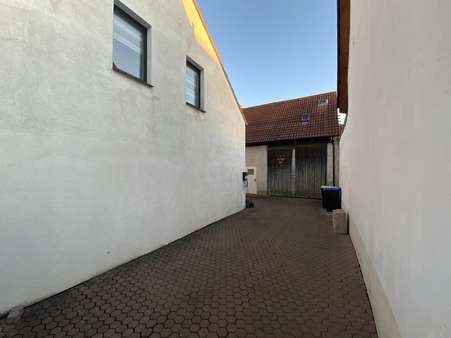 Hof - Einfamilienhaus in 06556 Borxleben mit 200m² kaufen