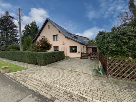 Straßenansicht - Mehrfamilienhaus in 99718 Greußen mit 350m² kaufen