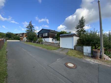 Straßenansicht - Einfamilienhaus in 99706 Sondershausen mit 140m² kaufen