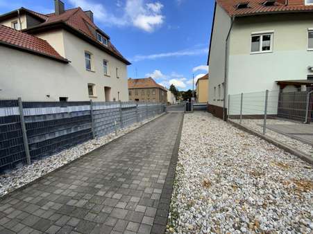 Grundstückszufahrt - Einfamilienhaus in 99706 Sondershausen mit 150m² kaufen
