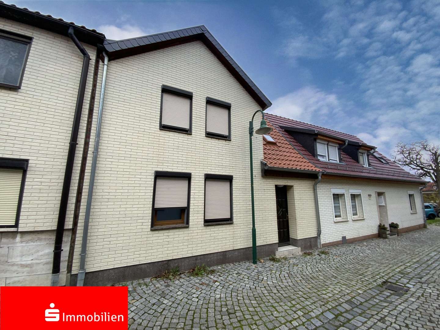 Titelbild - Reihenmittelhaus in 06556 Artern mit 90m² kaufen
