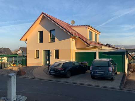 Straßenansicht - Dachgeschosswohnung in 99706 Sondershausen mit 96m² mieten