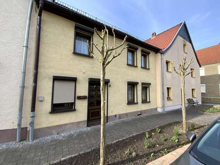 Straßenansicht - Reihenmittelhaus in 99718 Clingen mit 150m² kaufen