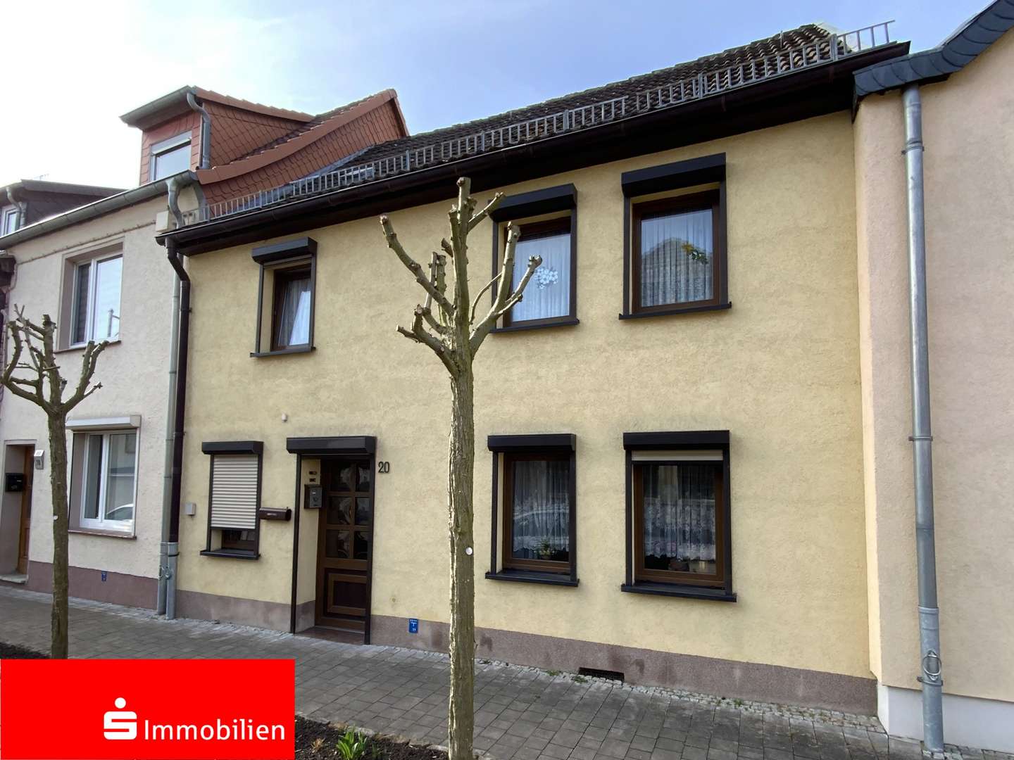 Titelbild - Reihenmittelhaus in 99718 Clingen mit 150m² kaufen
