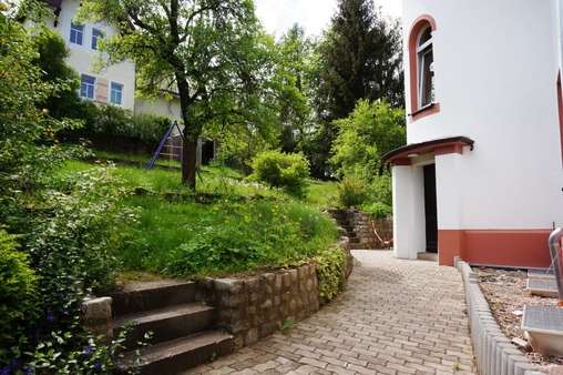 Zugang Garten mit Gemeinschaftsnutzung - Etagenwohnung in 99706 Sondershausen mit 66m² mieten