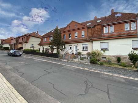 Straßenansicht Straßenansicht - Reihenmittelhaus in 99706 Sondershausen mit 75m² kaufen