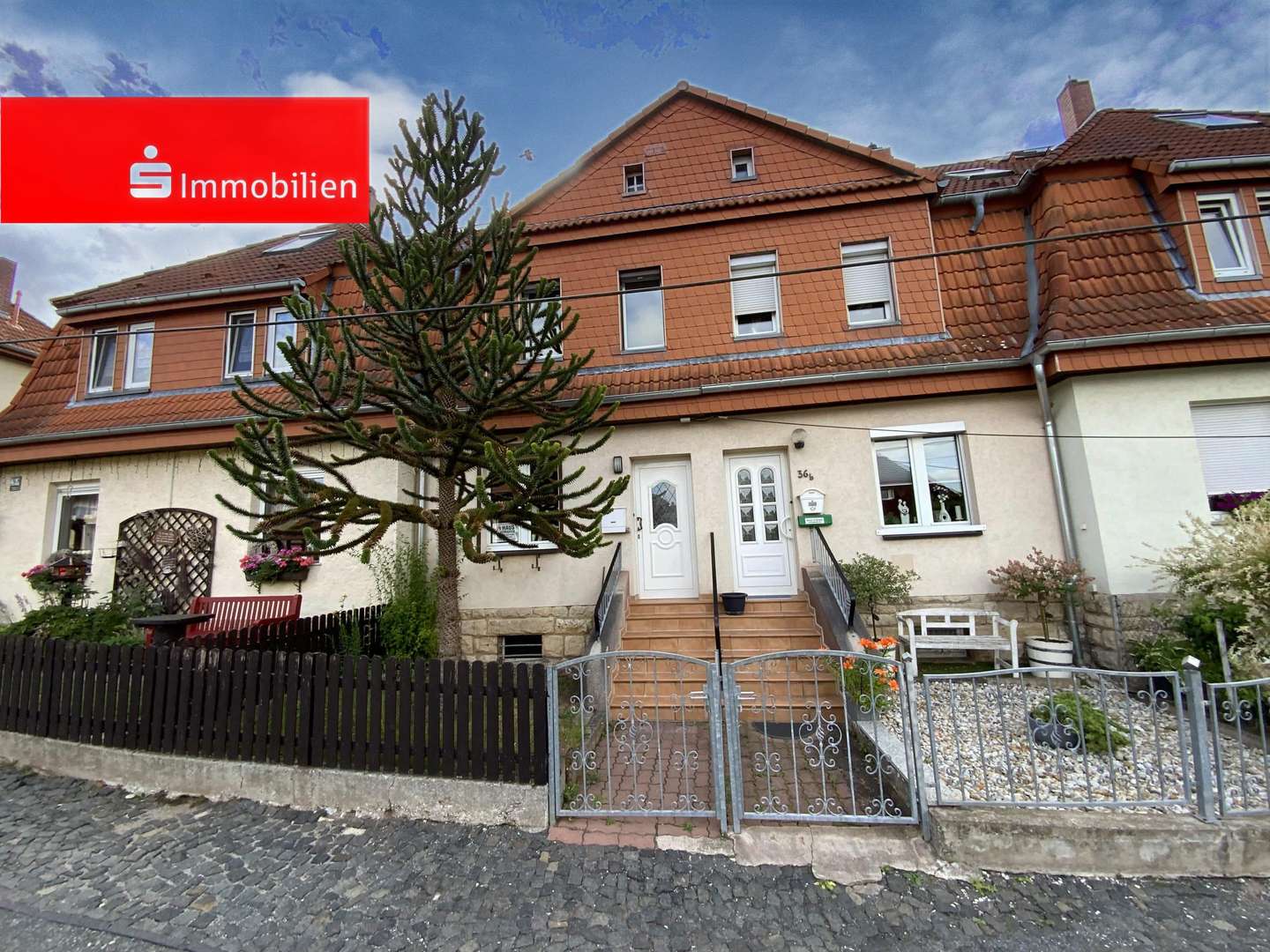 Straßenansicht Straßenansicht - Reihenmittelhaus in 99706 Sondershausen mit 75m² kaufen