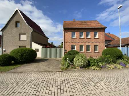 Straßenansicht Straßenansicht - Einfamilienhaus in 06556 Borxleben mit 90m² kaufen