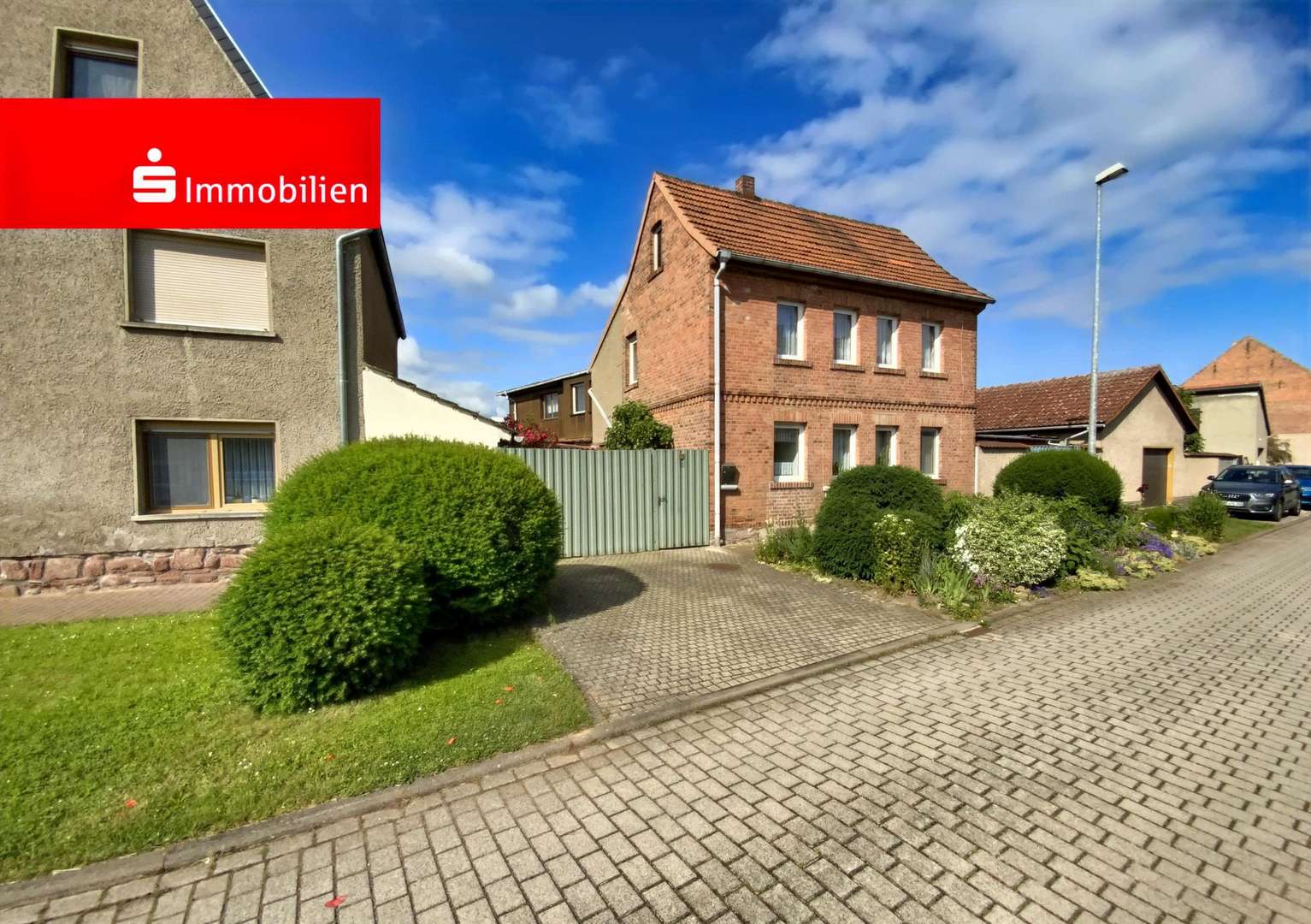 Titelbild Titelbild - Einfamilienhaus in 06556 Borxleben mit 90m² kaufen
